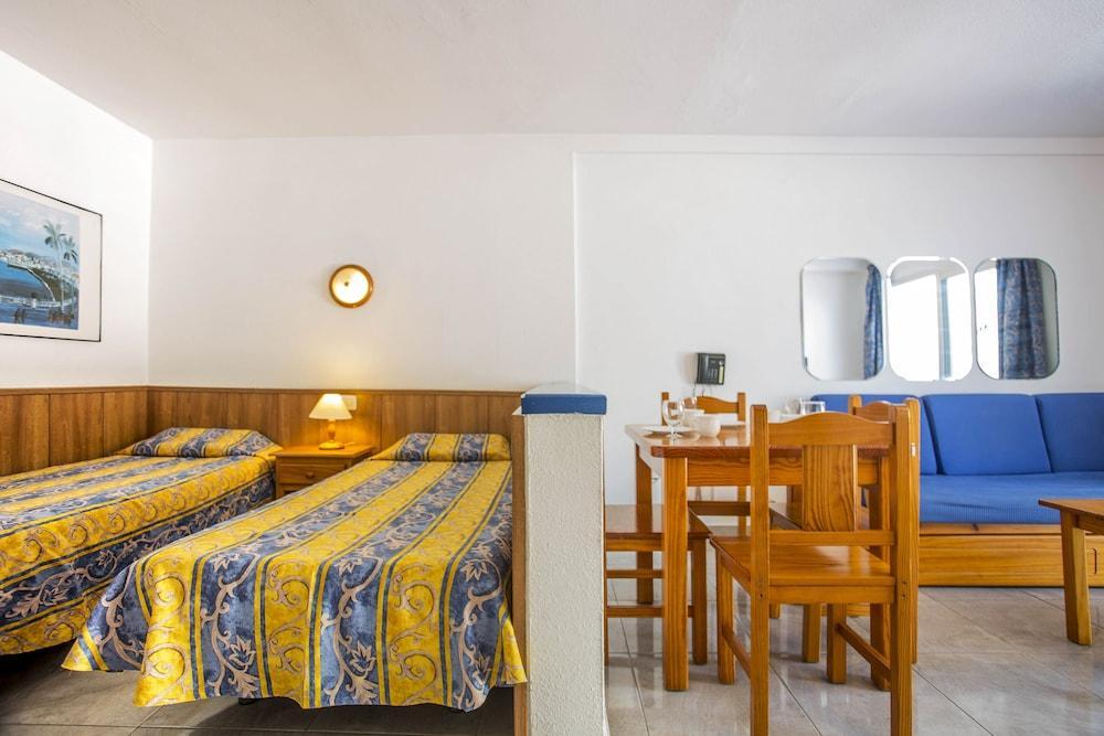 Apartamentos Puerto Colon Club Costa Adeje  Exterior photo